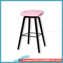 New Arrived Barstool Modern Plastic Bar Chair Colorful Plastic Seat Chair with Black Wood Leg